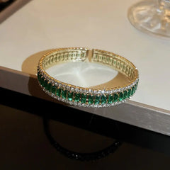 2024 New Luxury Diamond-Studded Bracelet Design