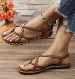Flat Roman Beach Shoes with Straps for Outdoor Wear
