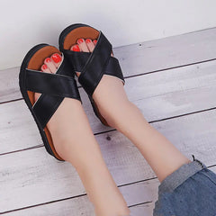 Oversized Light-Soled Sandals for Comfortable Wear