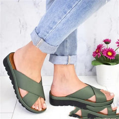 Oversized Light-Soled Sandals for Comfortable Wear