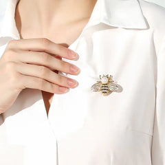Vintage 3D Pearl Bee Brooch in Unique Style