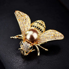 Vintage 3D Pearl Bee Brooch in Unique Style