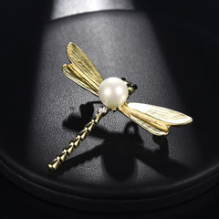 Elegant Gold Dragonfly Pearl Brooch for Fashion Style